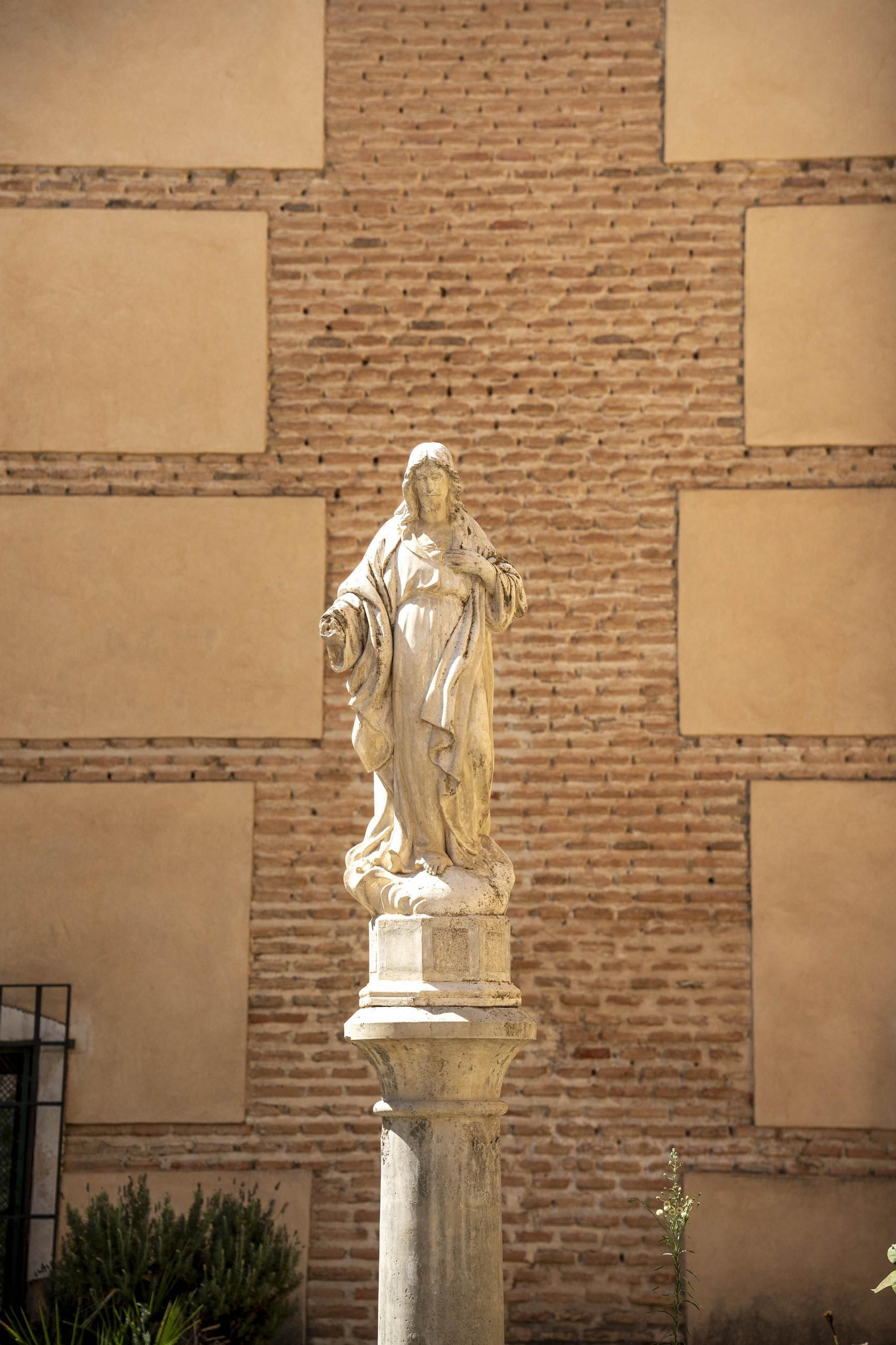 Eucaristía y procesión de Exaltación de la Cruz en la localidad de Vélez-Rubio