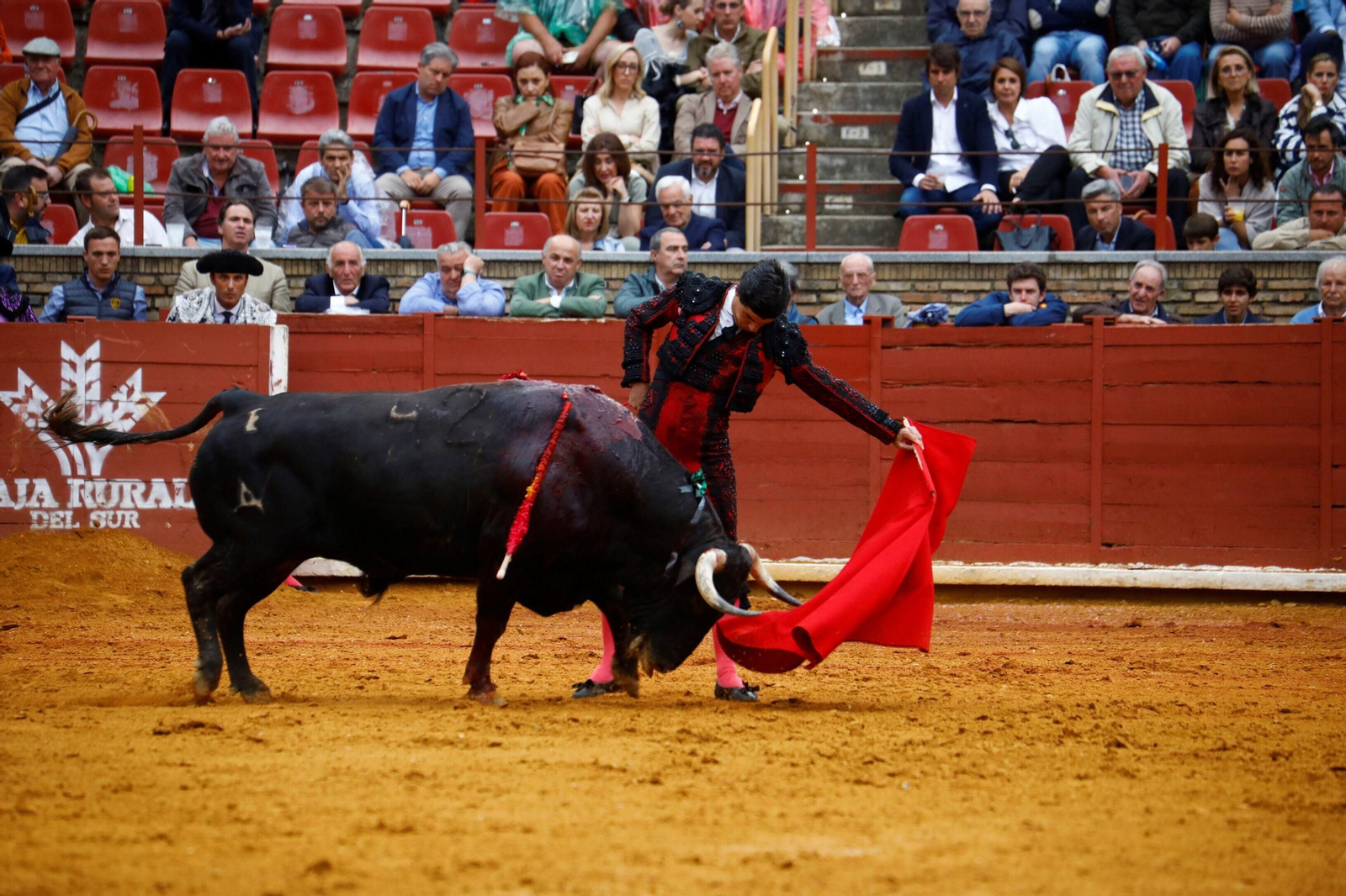 La última corrida de la Feria Taurina de Córdoba, en imágenes