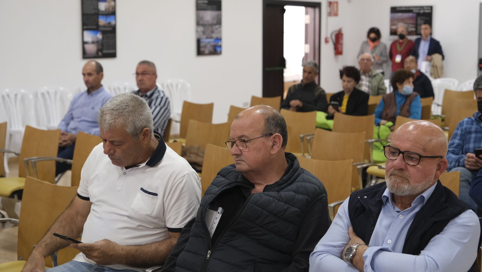 Imágenes de las jornadas de la CUCN sobre el agua en la Expolevante de Níjar.