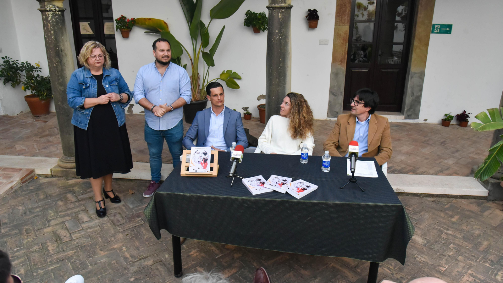 Presentación del libro ' Por estar vivo' de Gloria Sánchez-Grande