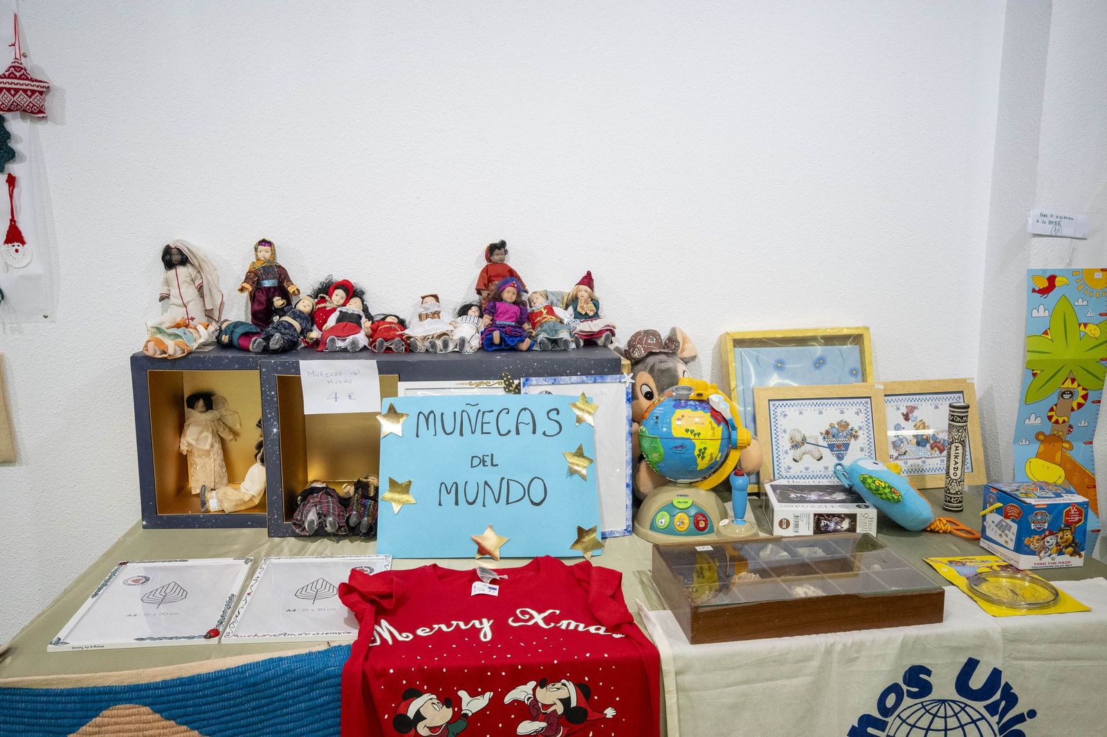 Un mercadillo que late por los demás: la solidaridad toma el Paseo de Almería