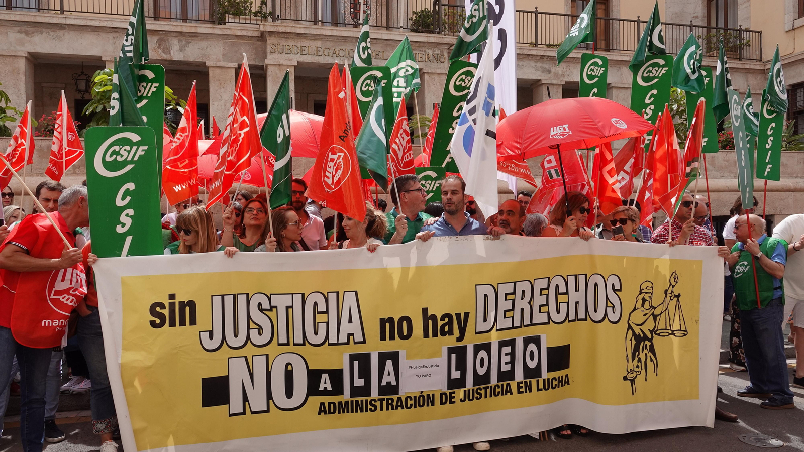 Los funcionarios de la administración de Justicia continúan la huelga.