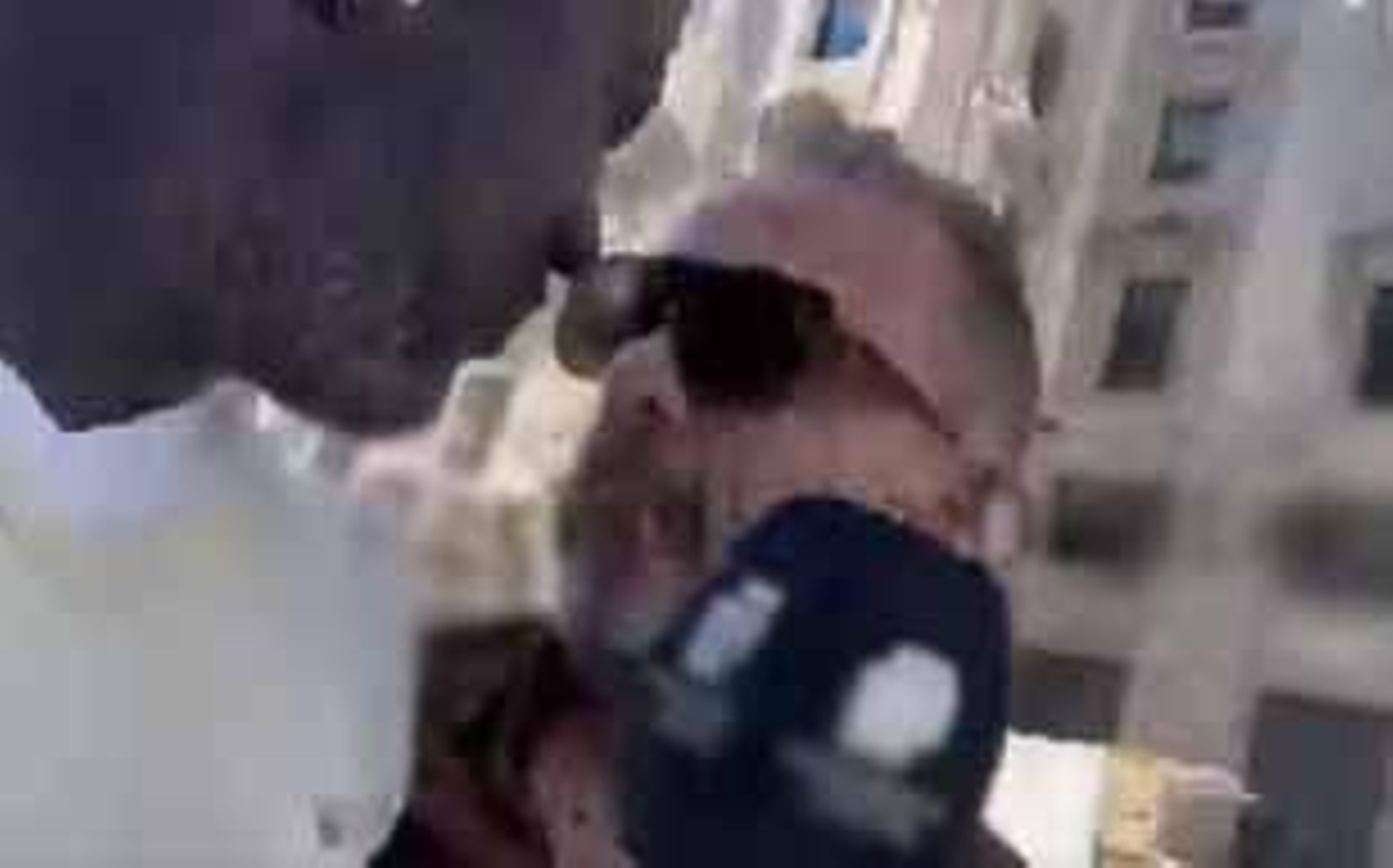 Captura del vídeo de la pelea