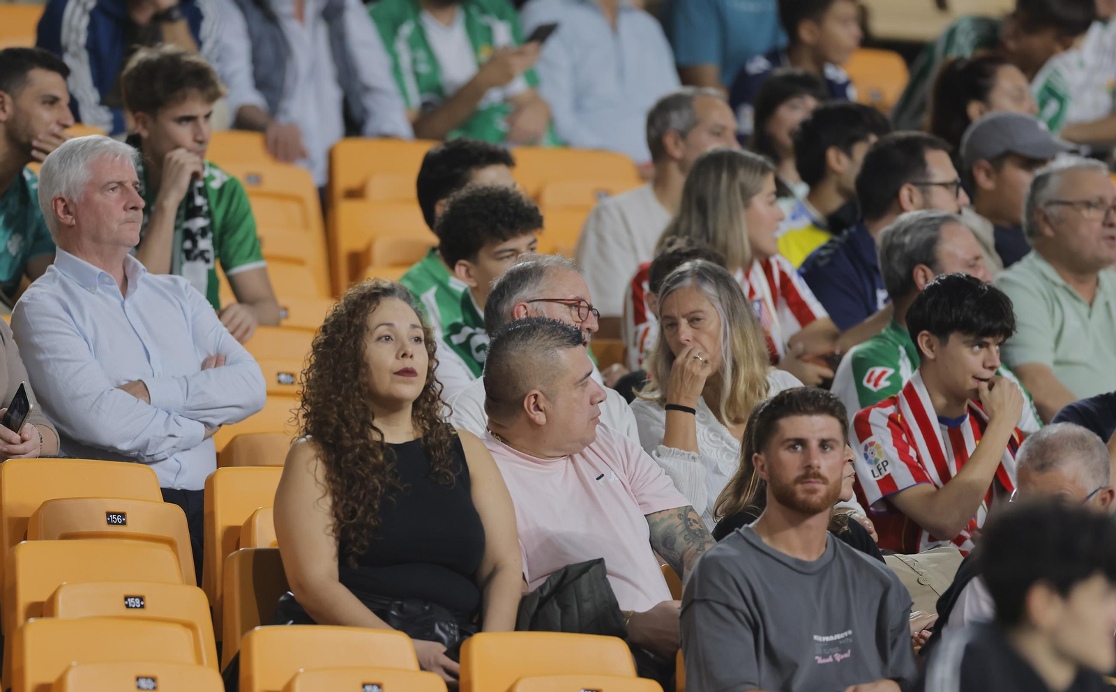 Búscate en las fotos del Betis - Atlético de Madrid