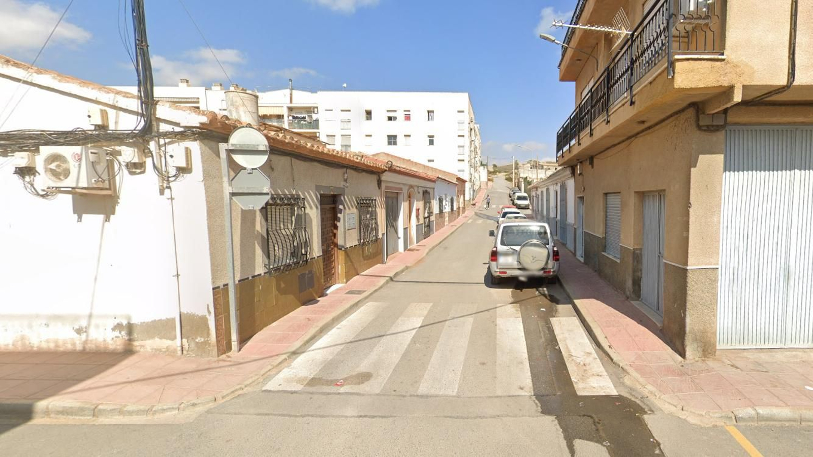 Calle San Juan de Albox, donde se produjo el incendio.