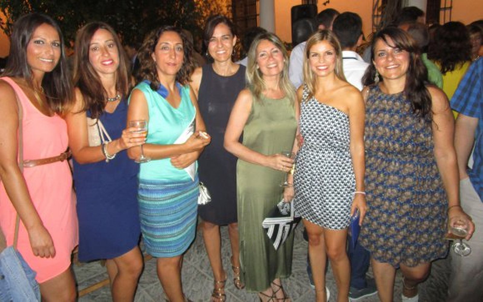 Carmen Mas, Virginia León, Pilar Hernández, María José Benítez, Gloria Columé, Beatriz Estévez y Maribel Gutiérrez.

Foto: Ignacio Casas de Ciria