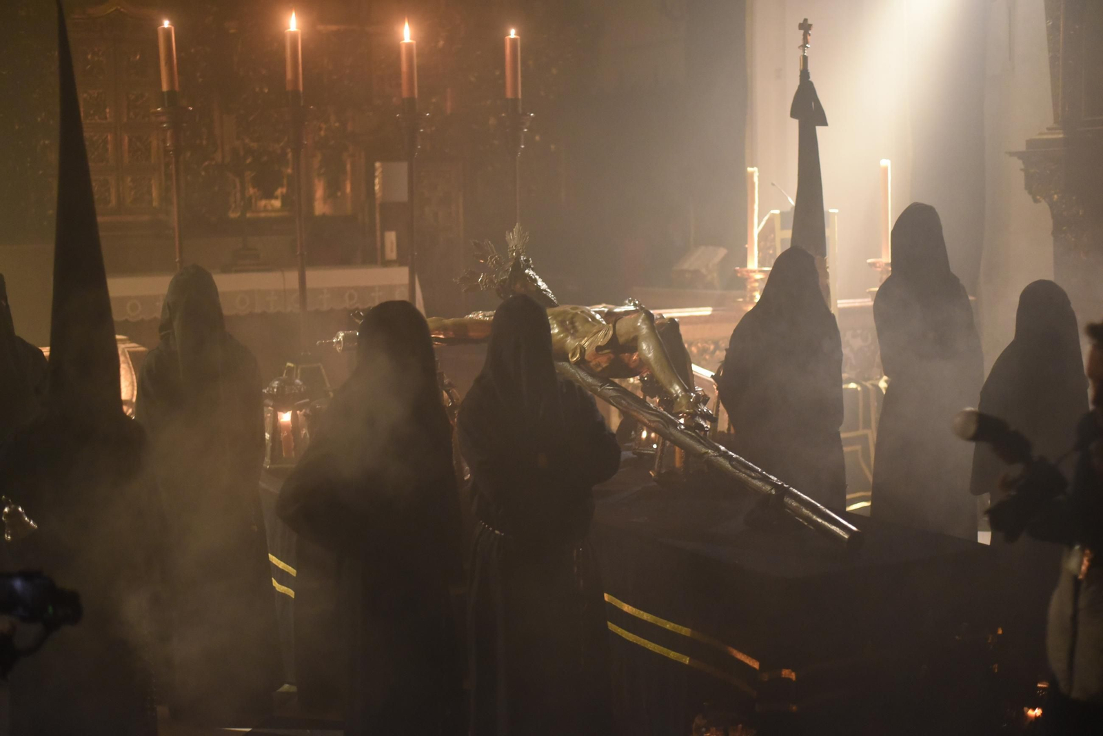 Las imágenes de la hermandad del Vía Crucis el Lunes Santo en Córdoba