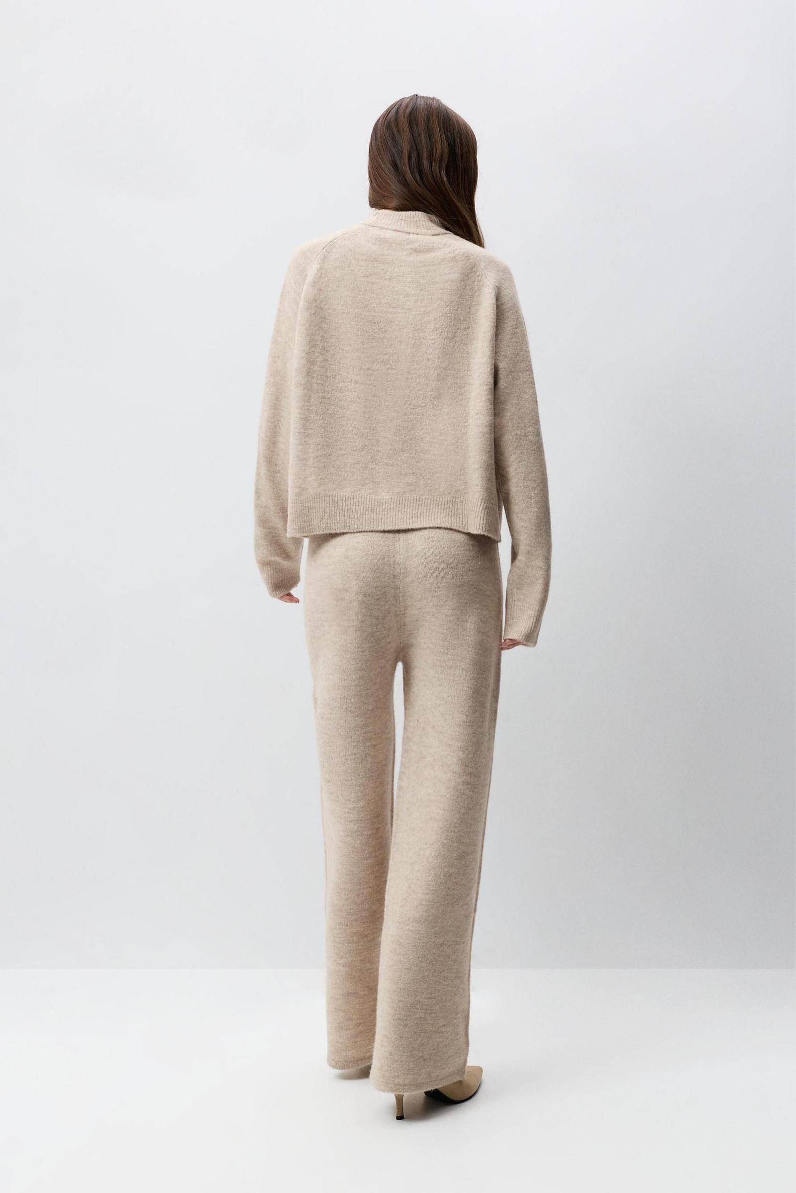 Conjunto de punto de Lefties.