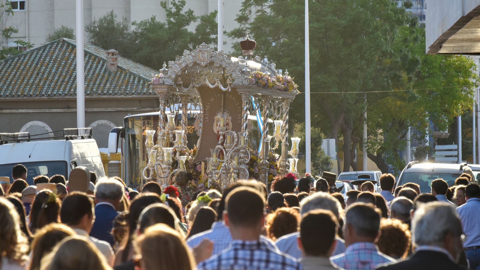 Las fotos de la Santa Misa Rociera en La Línea