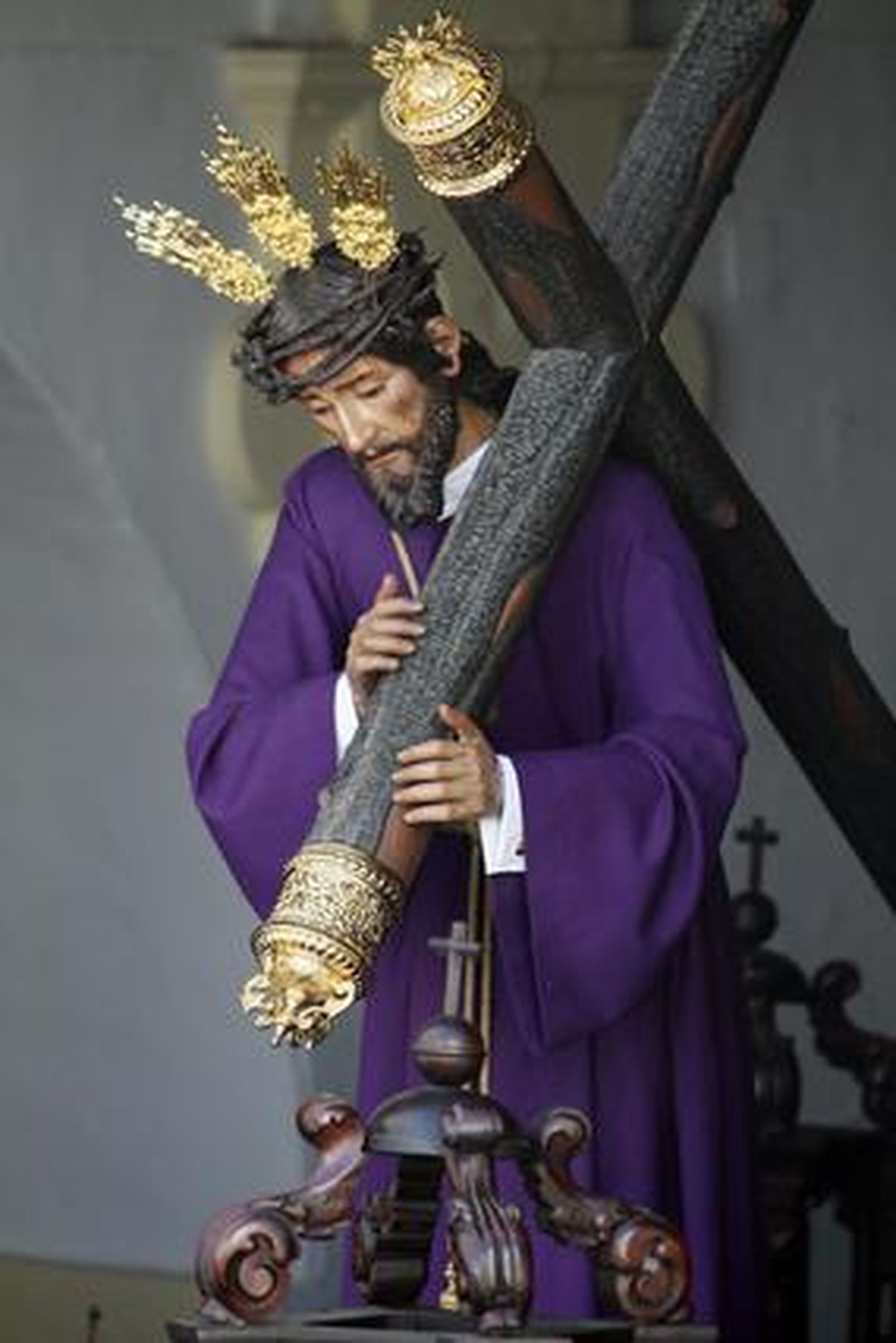 El Señor de la Pasión, tras salir de San Basilio. / Rafael A. Butelo