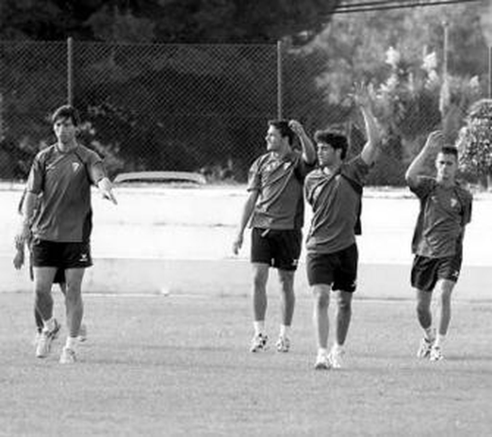 El equipo trabajó el aspecto físico por la mañana.