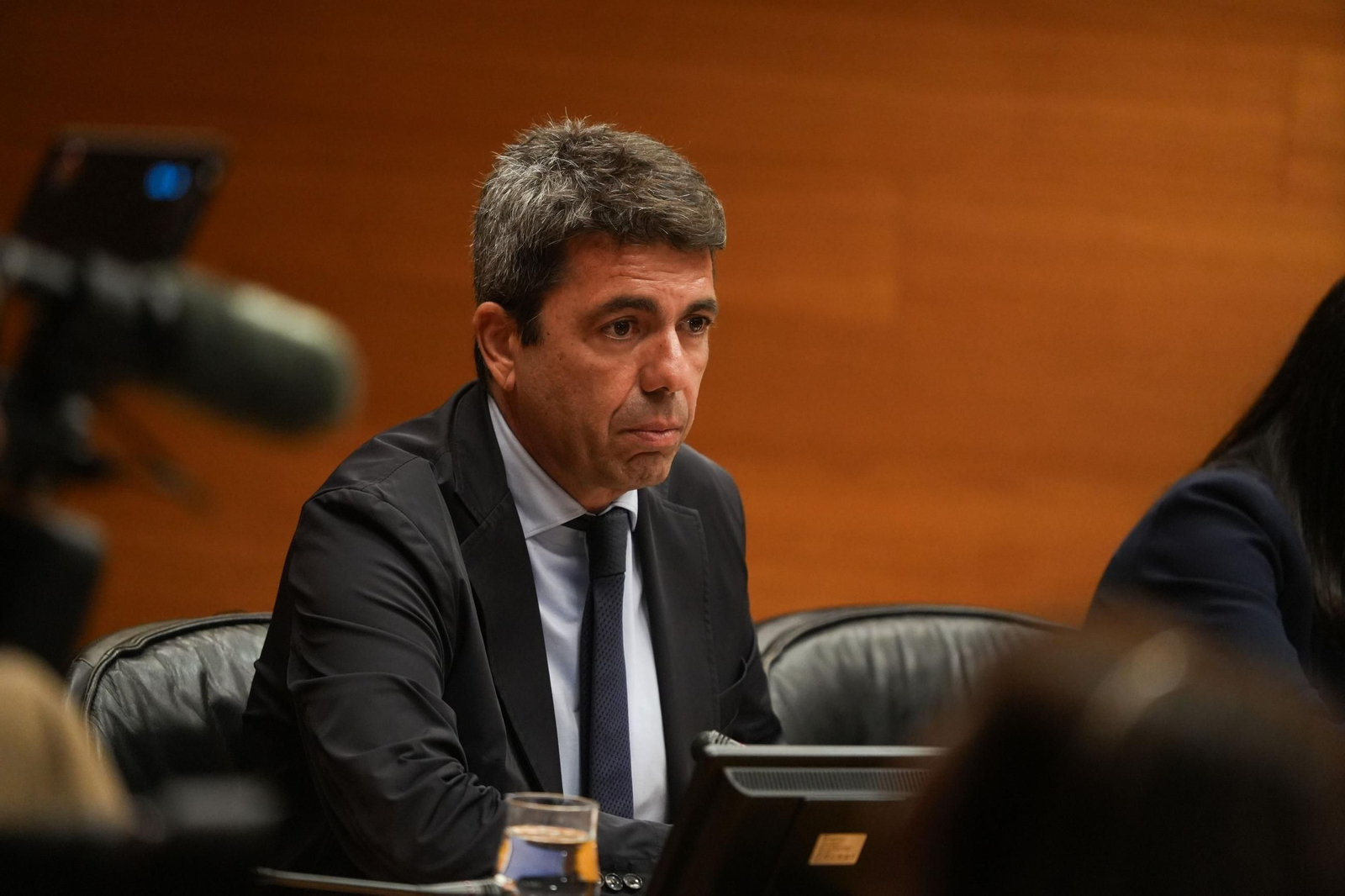 El presidente de la Generalitat valenciana en funciones, Carlos Mazón, en su comparecencia este martes en la comisión de la dana.