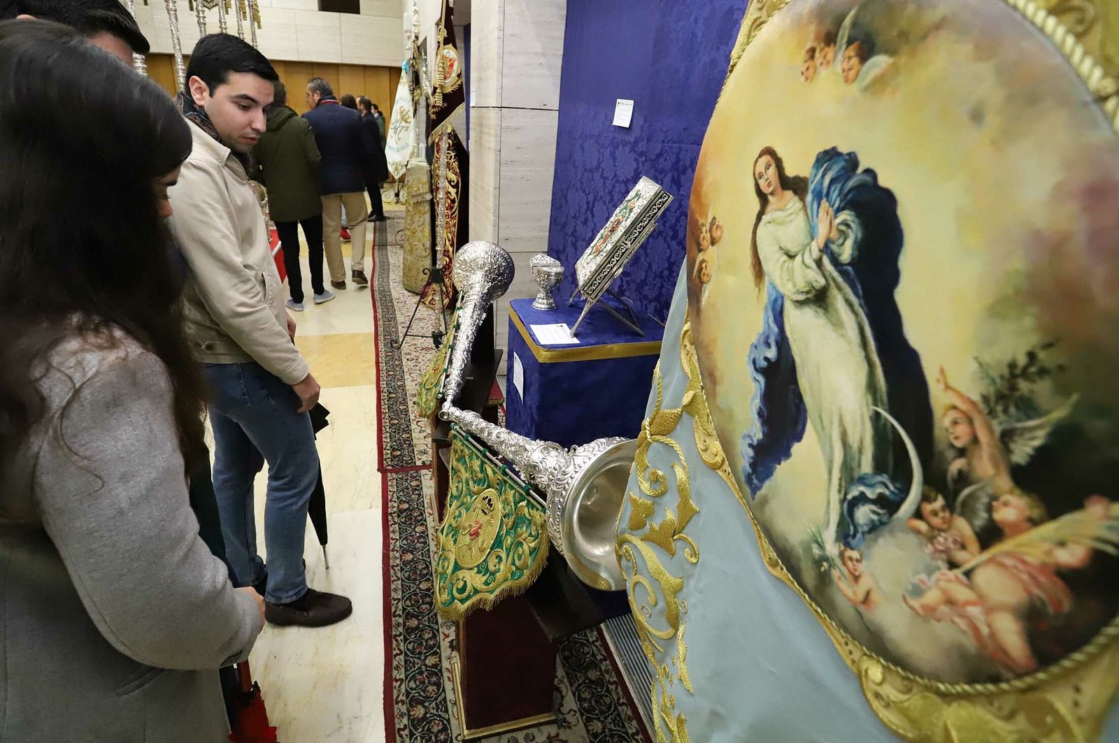 Imágenes de la exposición de la Hdad de las Tres Caídas en la Casa Colón