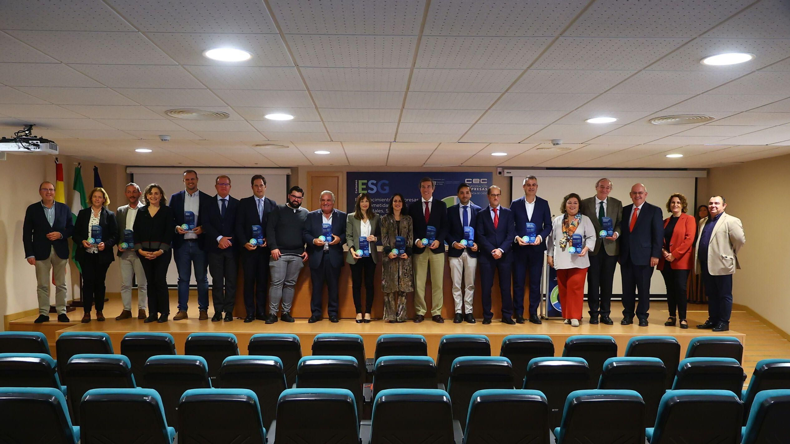 Gabarras y Servicios, S.A. distinguida por la Confederación de Empresas por su iniciativa ‘Isla Verde Quince’