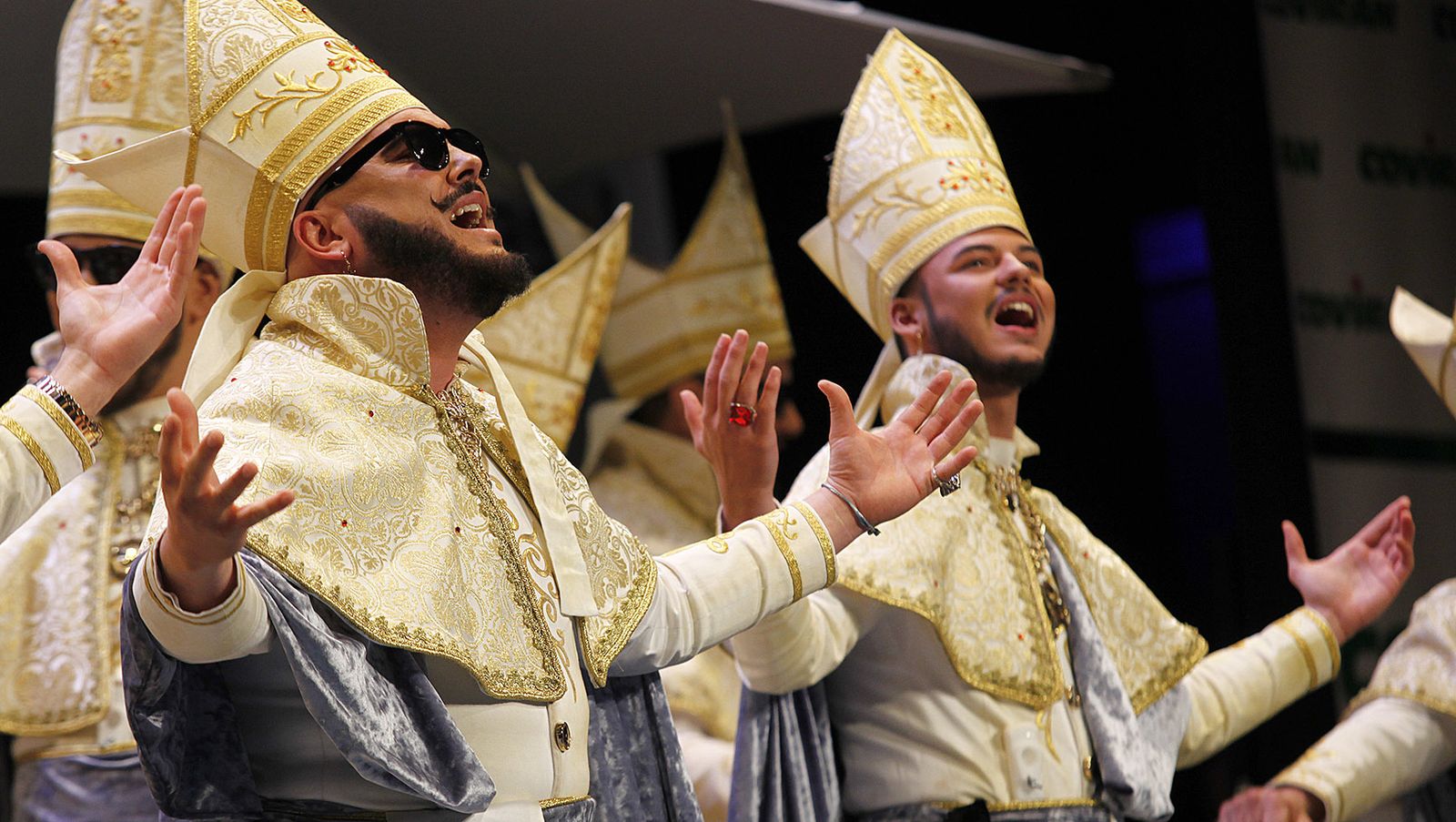 Las imágenes de la cuarta función de cuartos