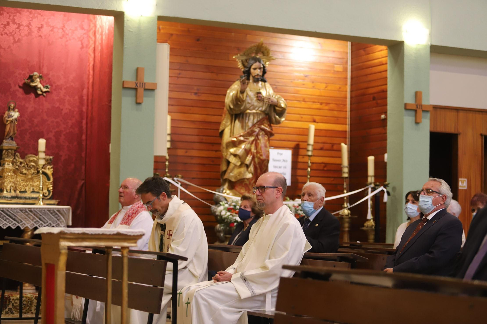 Imágenes de la Misa despedida de la Comunidad de los Jesuitas de Huelva