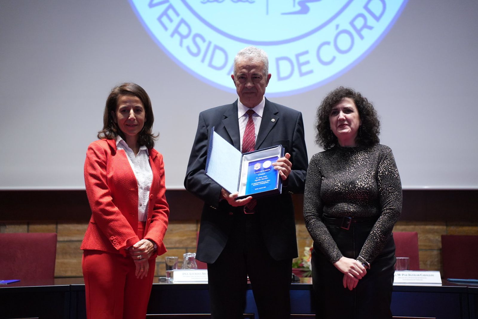 La festividad del patrón de la Facultad de Ciencias de Córdoba, San Alberto Magno, en imágenes