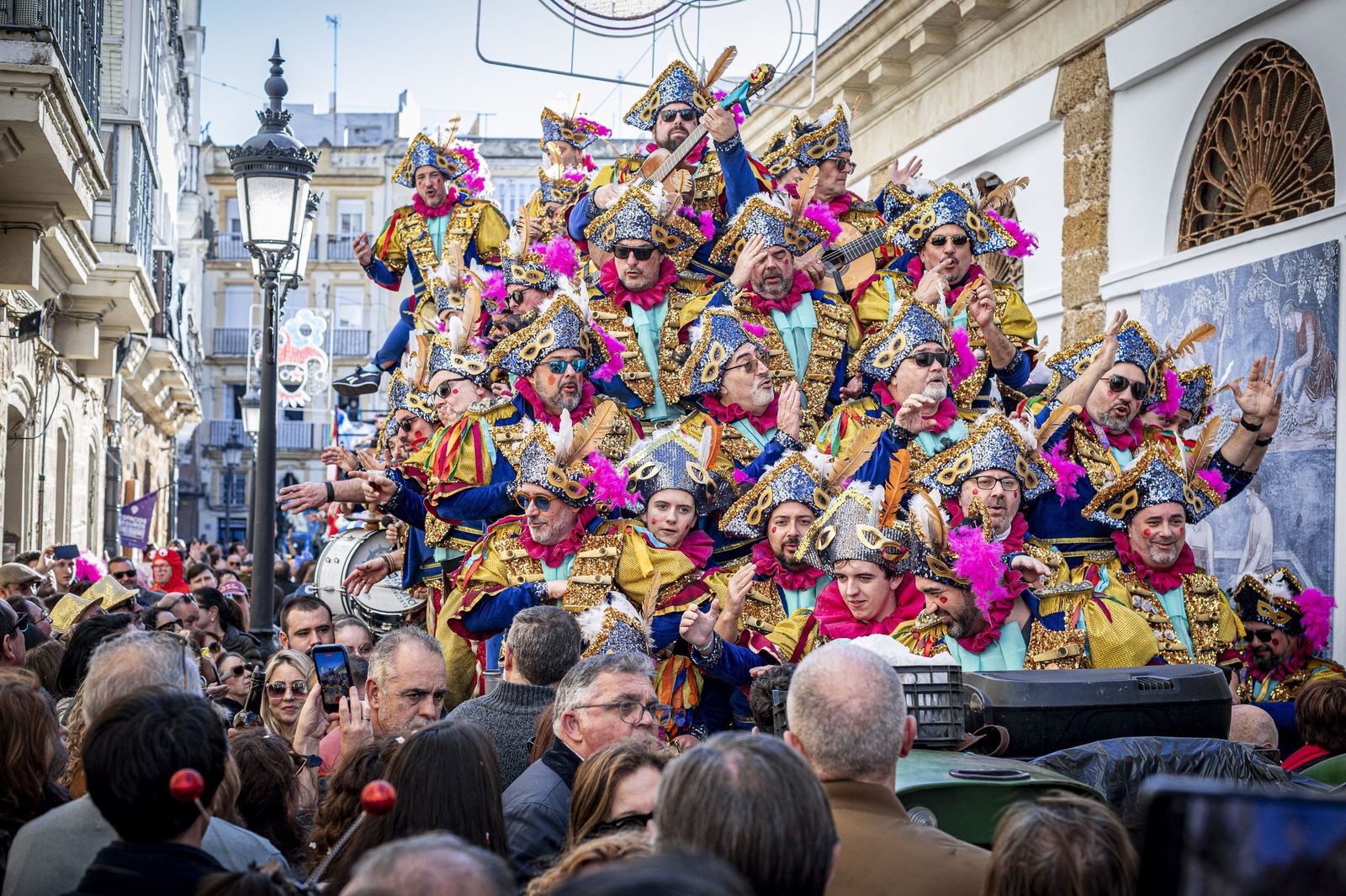 Las mejores imágenes del lunes de Carnaval de Cádiz 2026