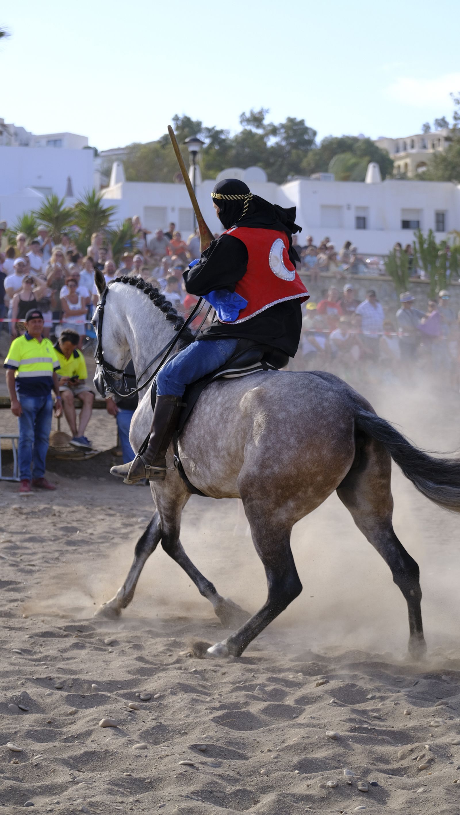 Moros y Cristianos de Mojácar en la Playa del Lance, en imágenes