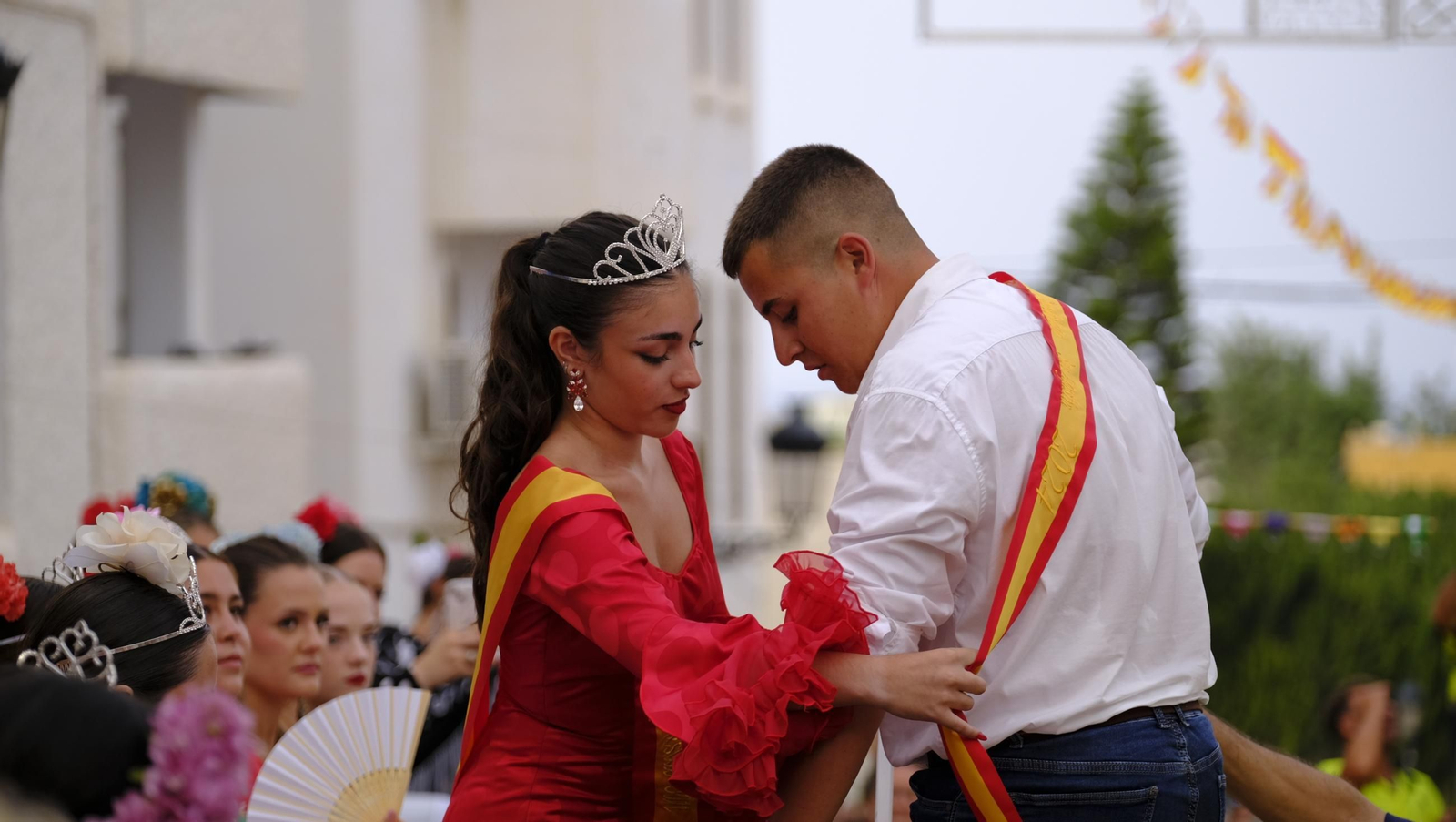 La popular carrera de cintas a caballo de las Fiestas de Mojácar, en imágenes