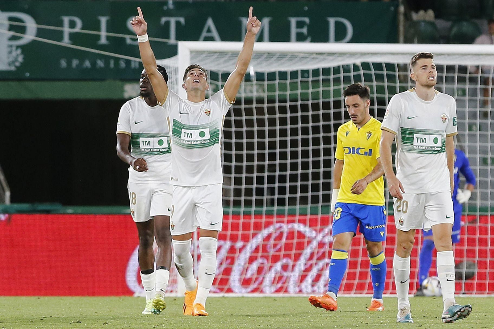 Las imágenes del Elche-Cádiz, el inolvidable partido de la permanencia