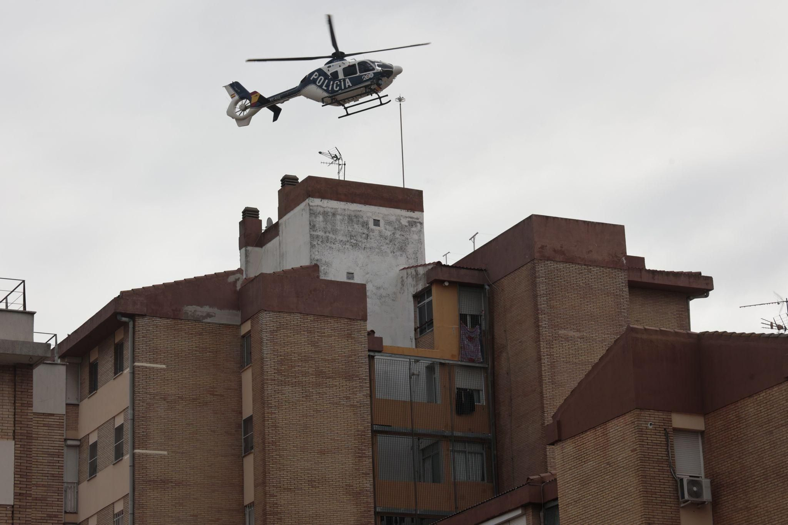 La nueva operación de la Policía Nacional en las Tres Mil Viviendas, en imágenes