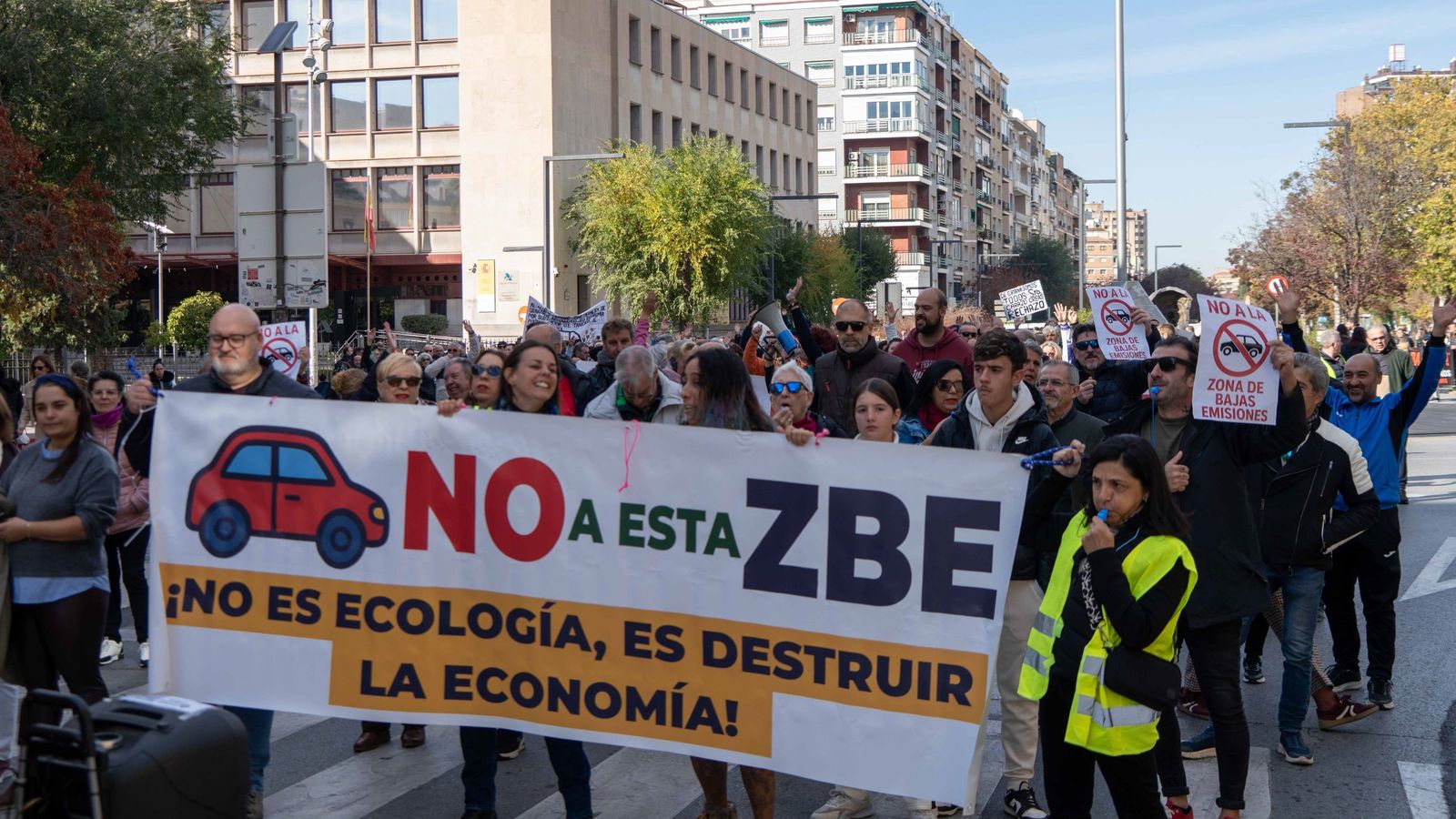 Imagen de la manifestación contra la ZBE de Granada celebrada el pasado noviembre
