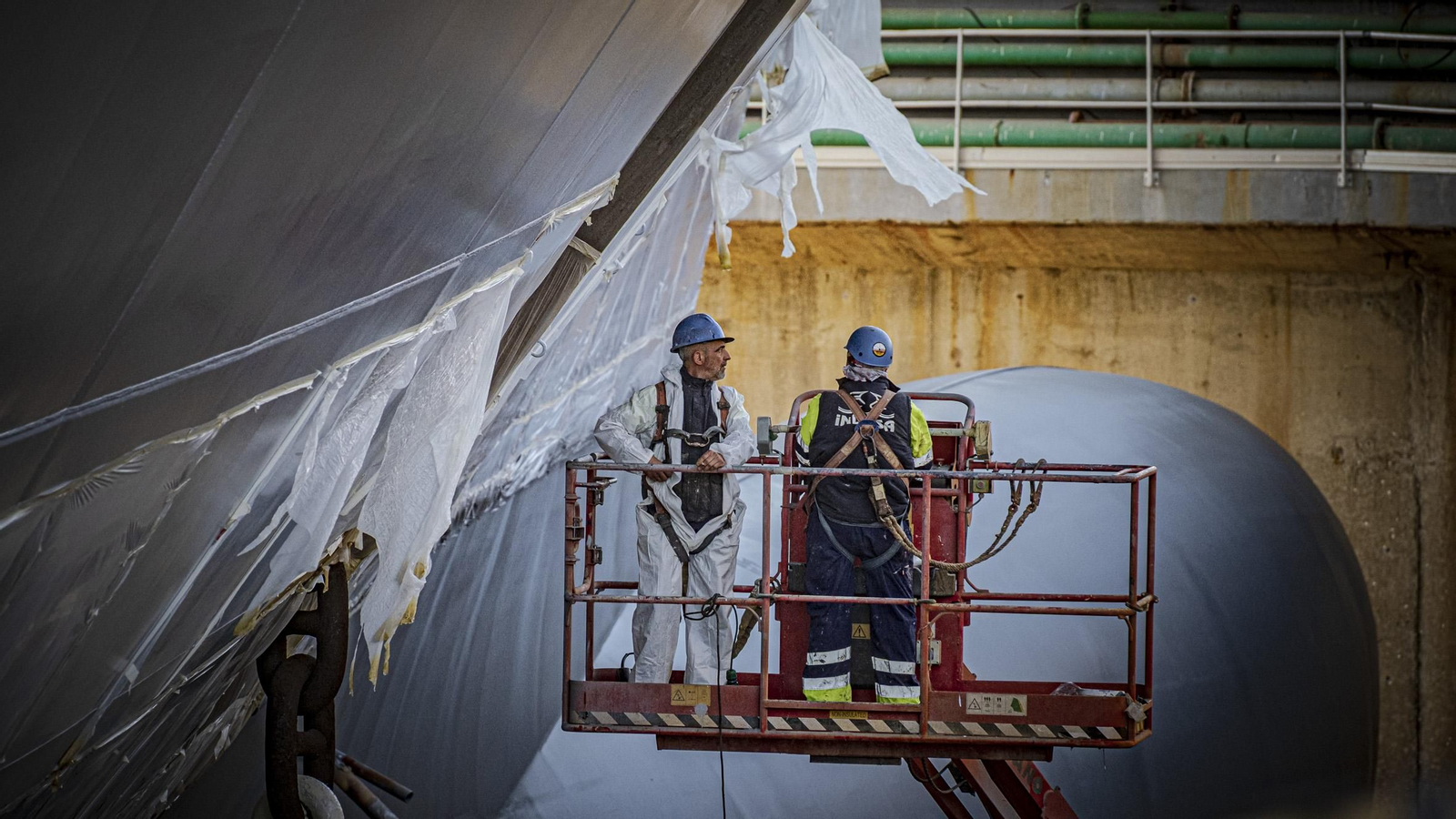 Las imágenes del interior del crucero 'Allure of the Seas' que se encuentra reparando en navantia Cádiz
