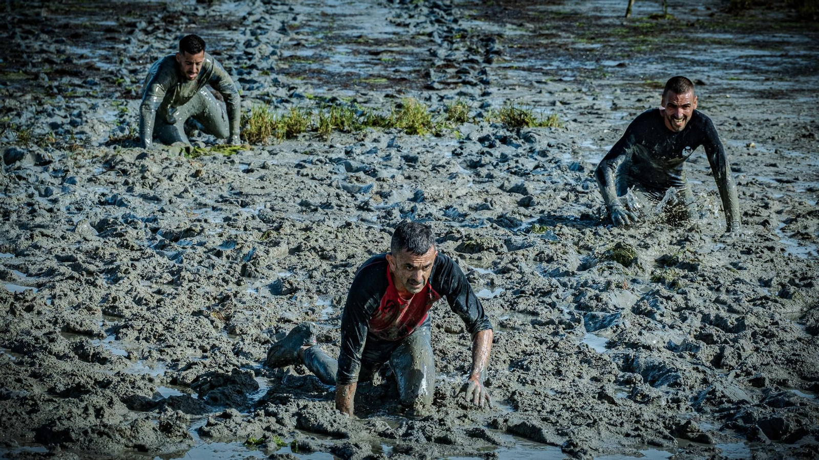 Búscate entre las mejores imágenes del la FanPin 2025 de San Fernando