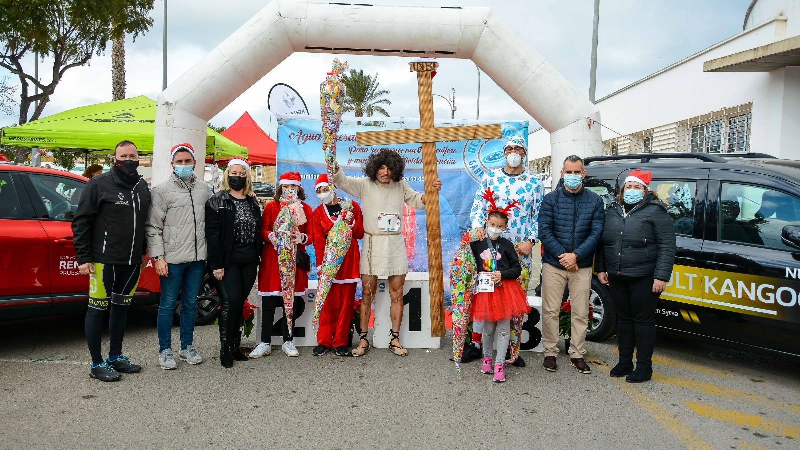 Podium de disfraces.