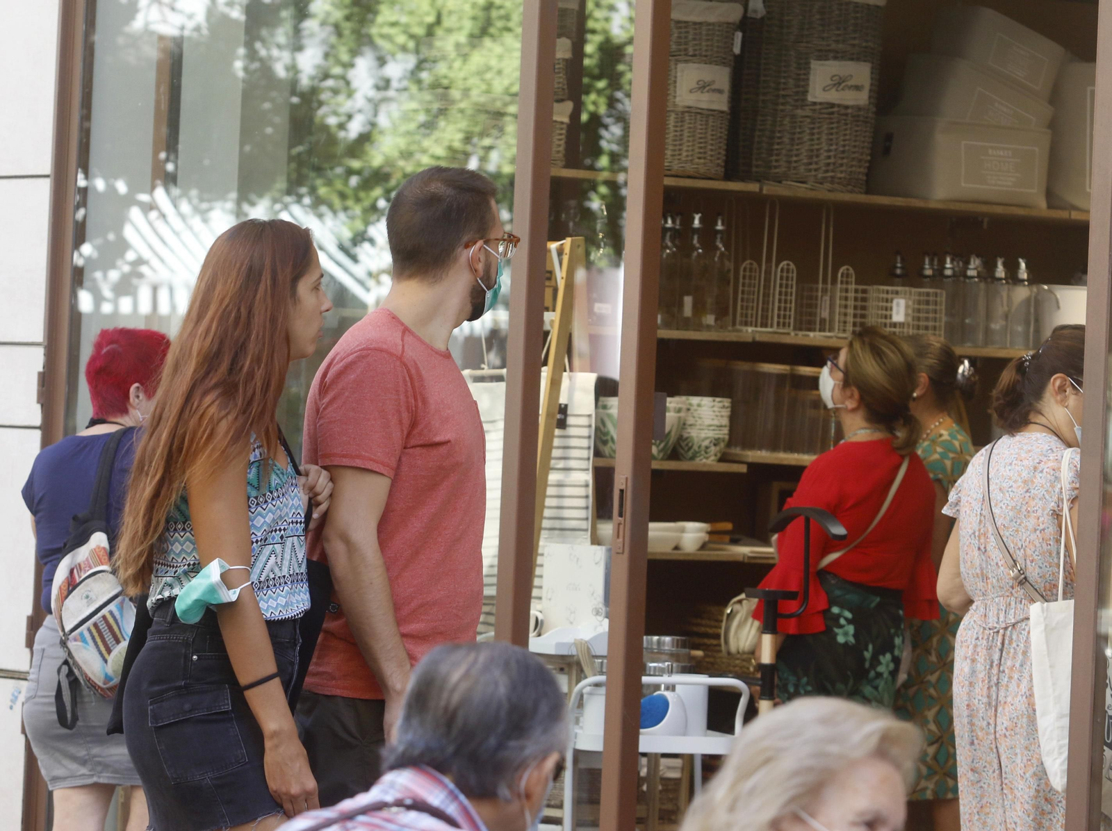 Las calles de Córdoba se llenan tras la época estival