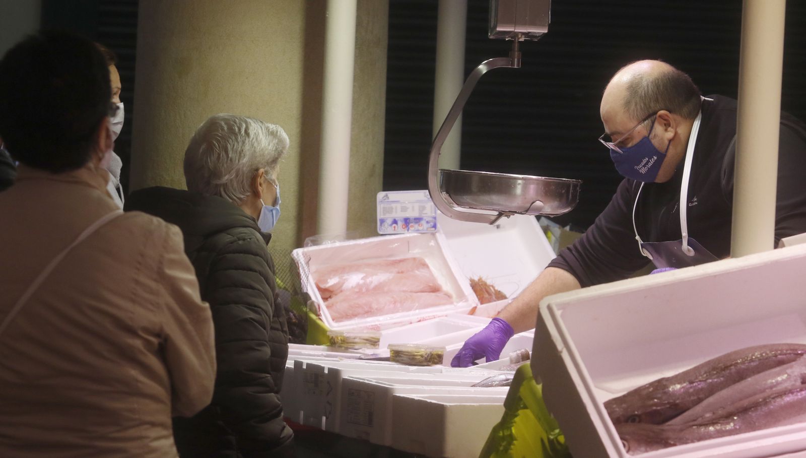 Los preparativos de las comidas de Navidad en Córdoba, en fotografías