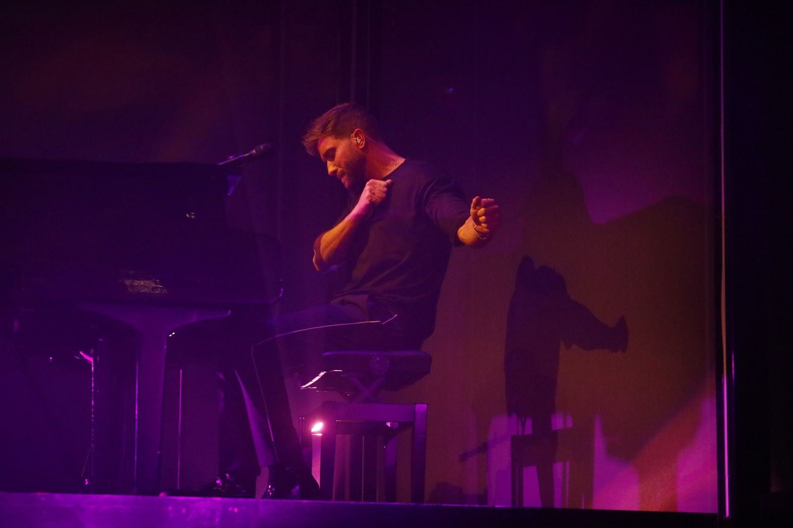 El concierto de Pablo Alborán en Córdoba, en imágenes