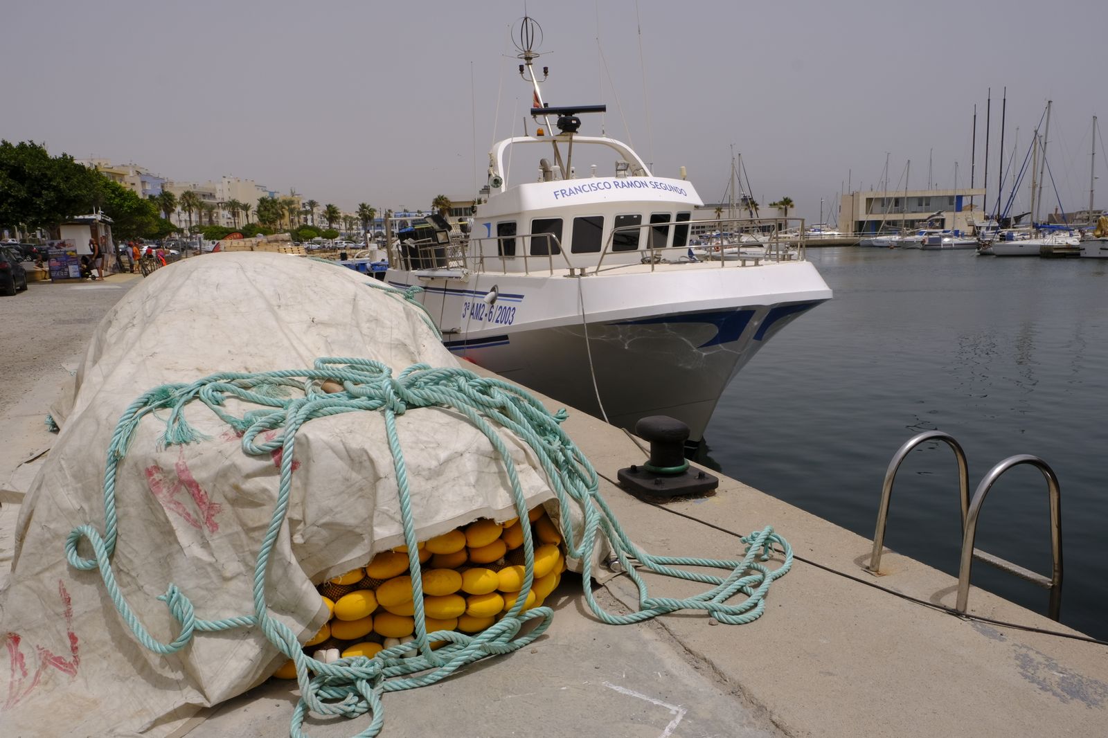 Primera piedra de la nueva lonja del Puerto Pesquero de Roquetas de Mar