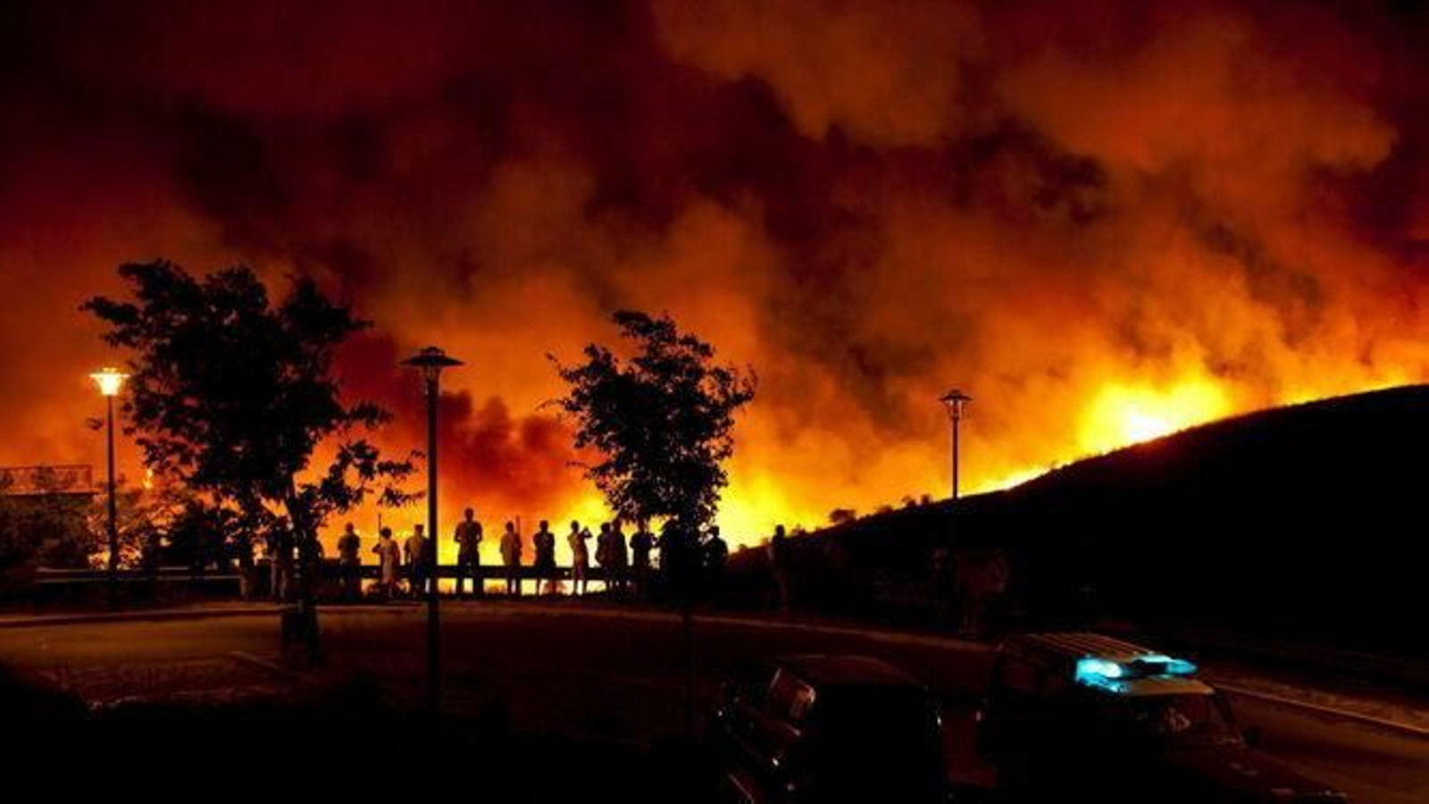 Mes y medio después, el Infoca ha extinguido al completo el incendio.