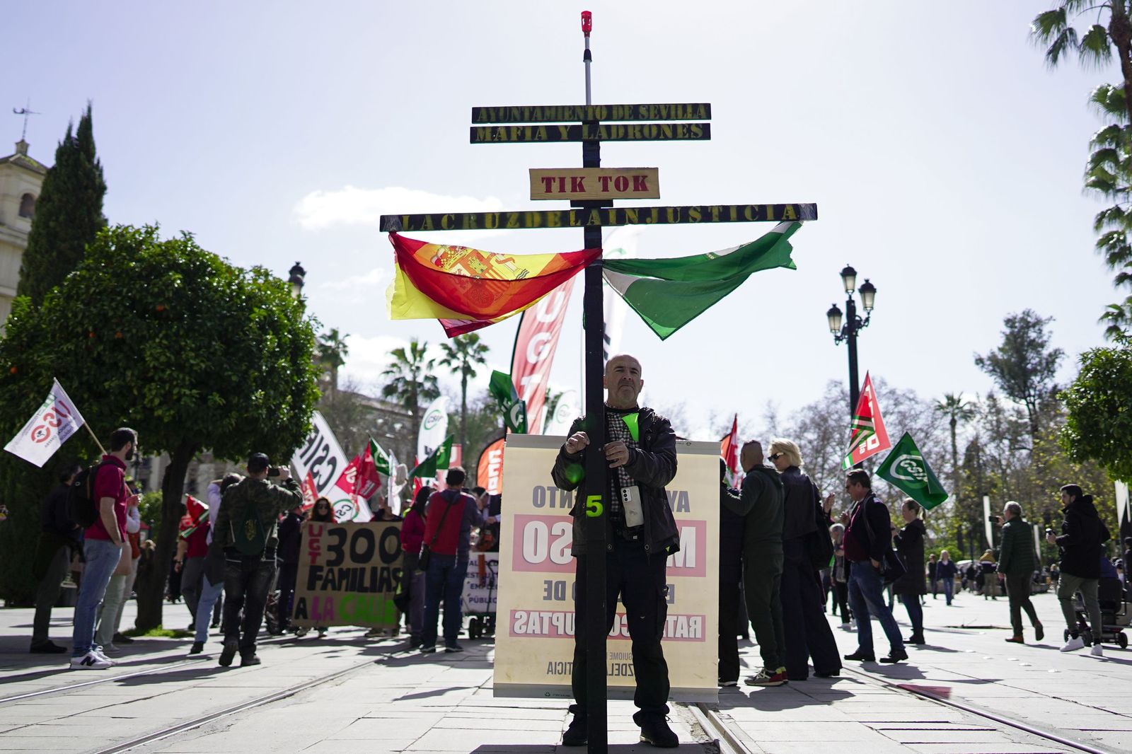 La manifestación de empleados municipales, en imágenes