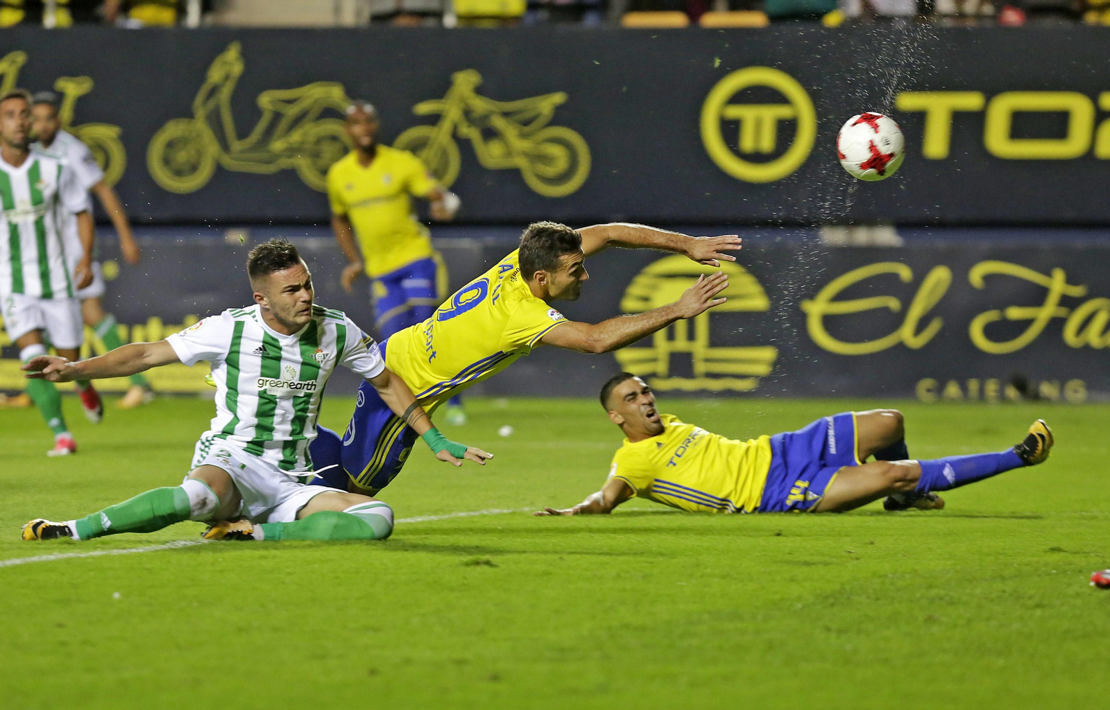 Las imágenes del Cádiz-Betis de Copa