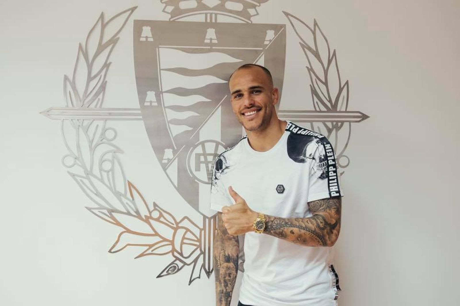 Sandro Ramírez en su presentación con el Valladolid