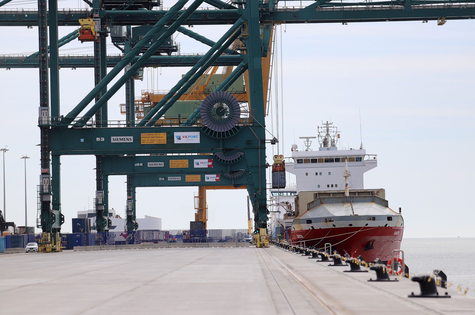 Imágenes del viernes 24 de marzo en Huelva