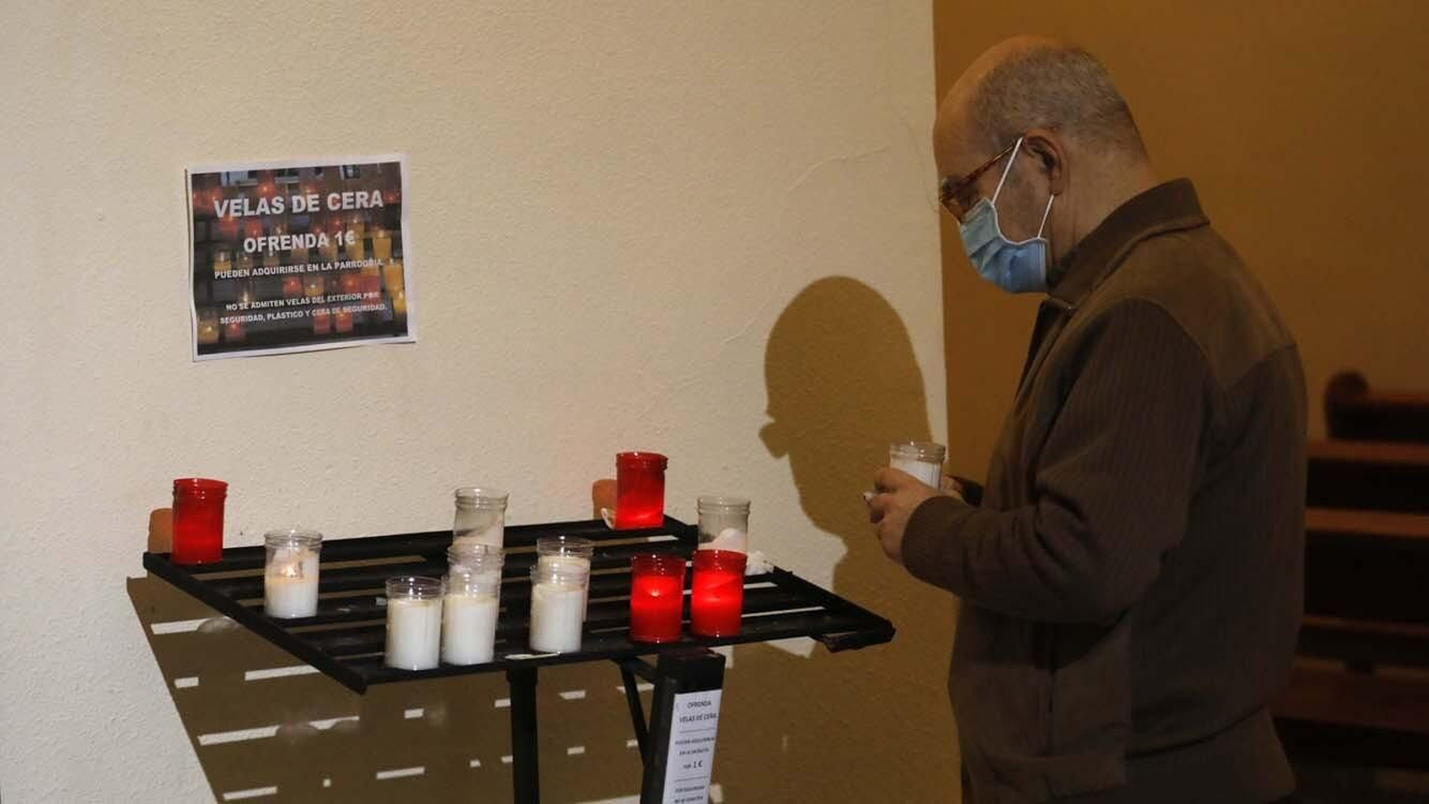 Fotos del Jueves Santo en Algeciras: Tres Caídas, Nazareno y Cristo de la FE