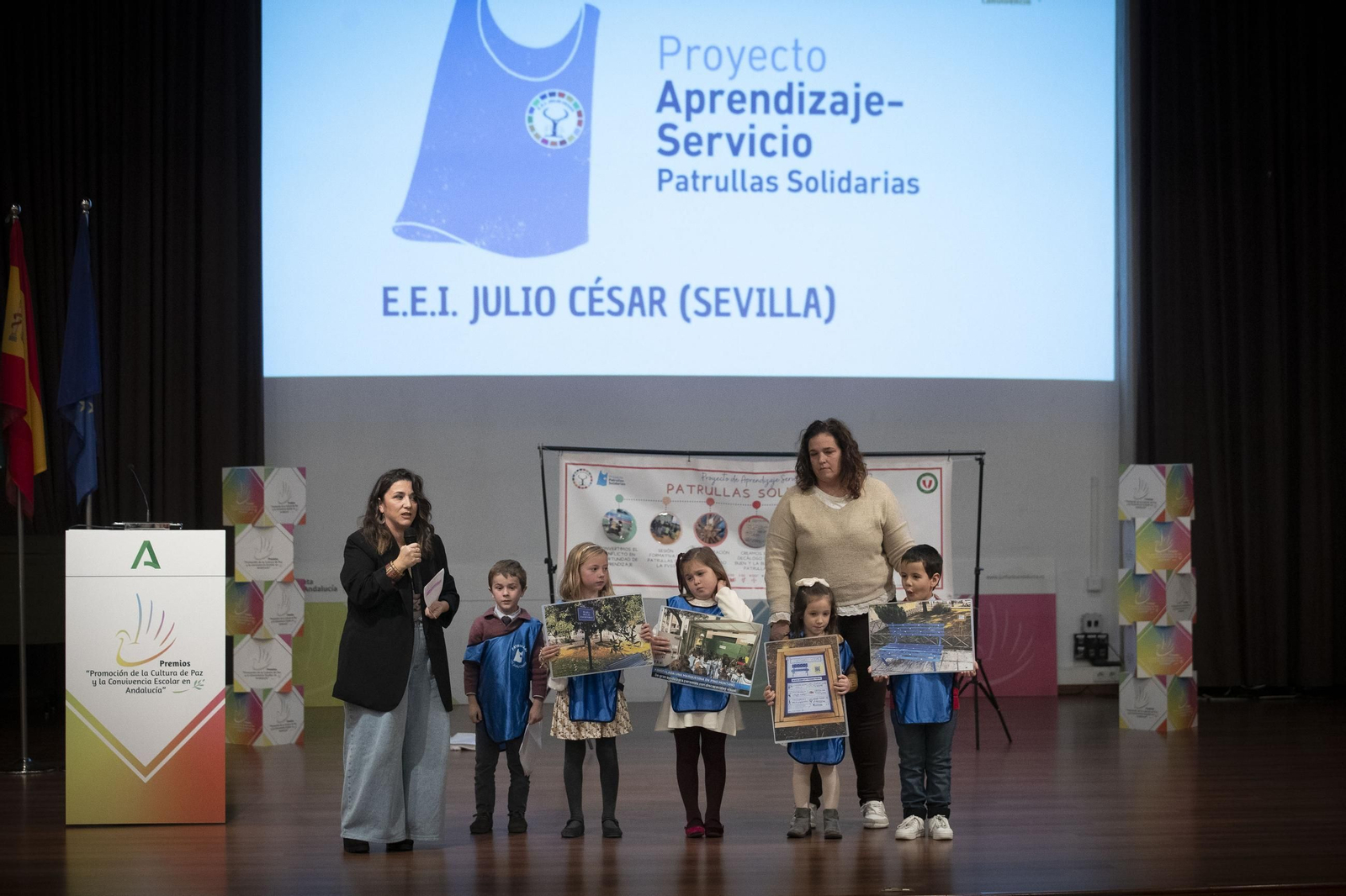 Fotos: los Premios a la Promoción de la Cultura de Paz y la Convivencia Escolar en Granada