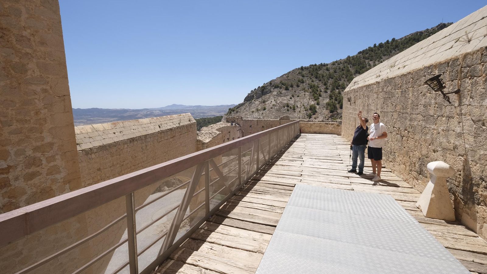 Las imágenes del Castillo de Vélez Blanco como nunca lo has visto