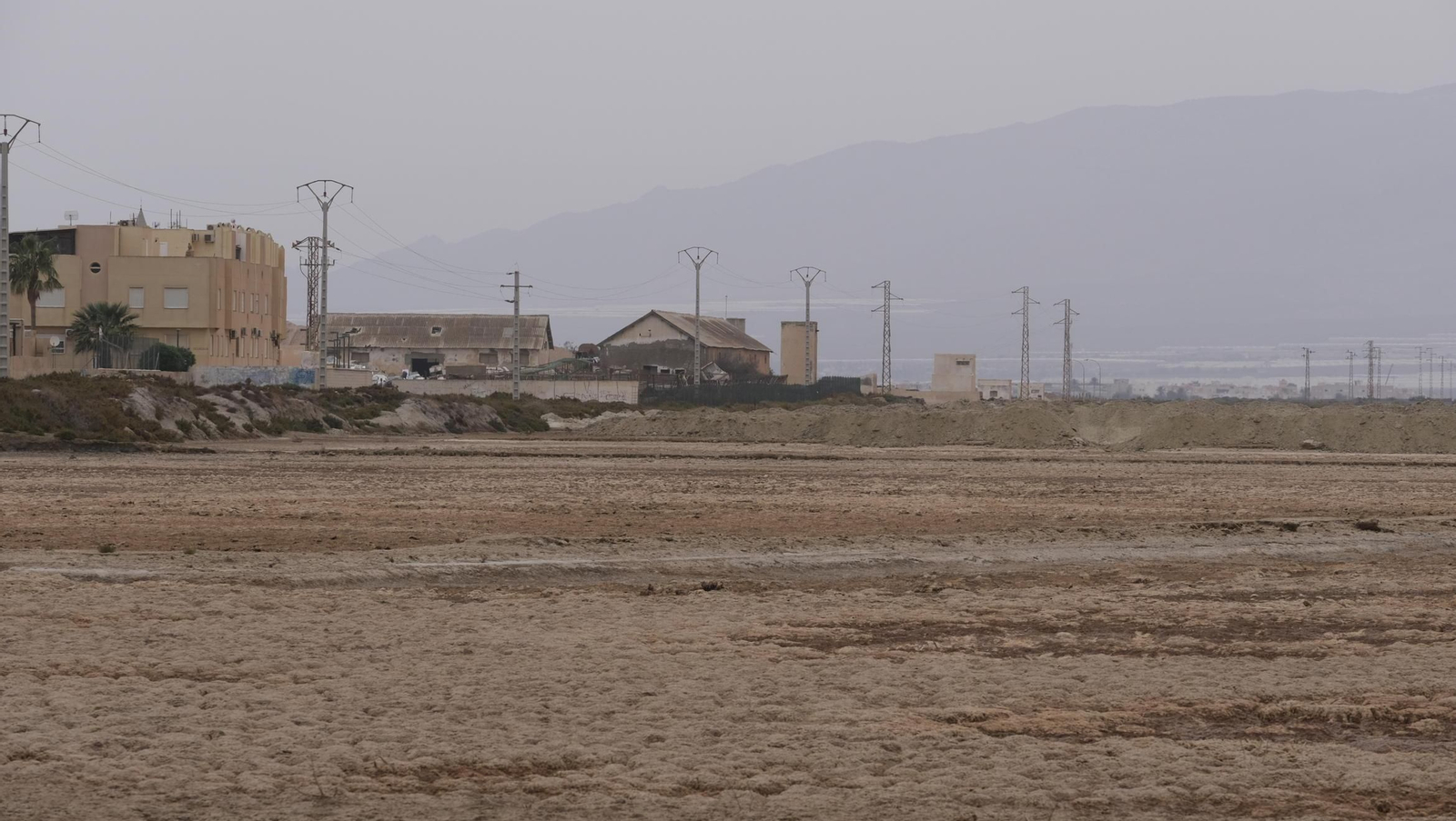 Fiscalía archiva la denuncia por la desecación de Las Salinas a no apreciar falta de actuación