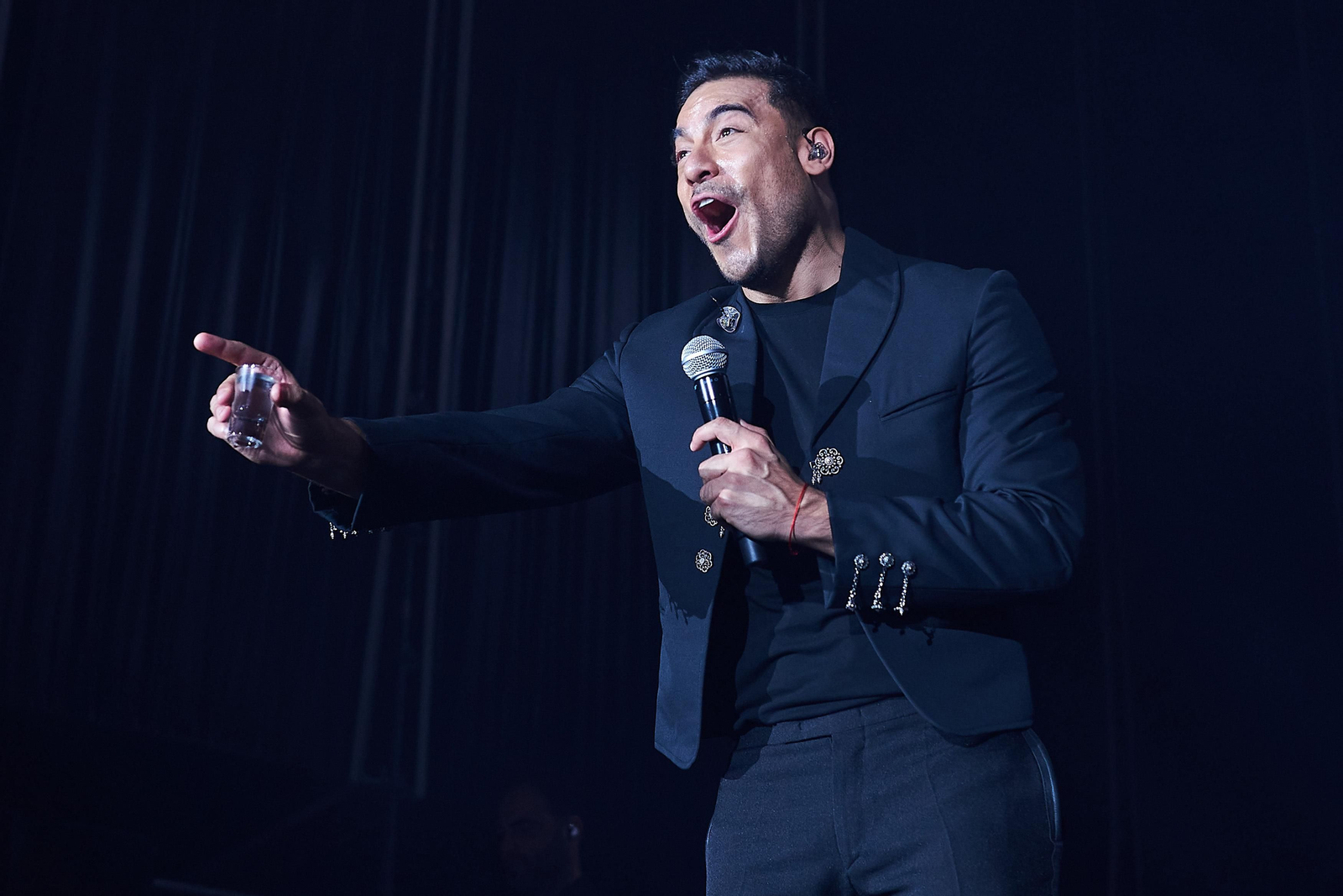 Las fotos del concierto de Carlos Rivera en La Maestranza de Sevilla