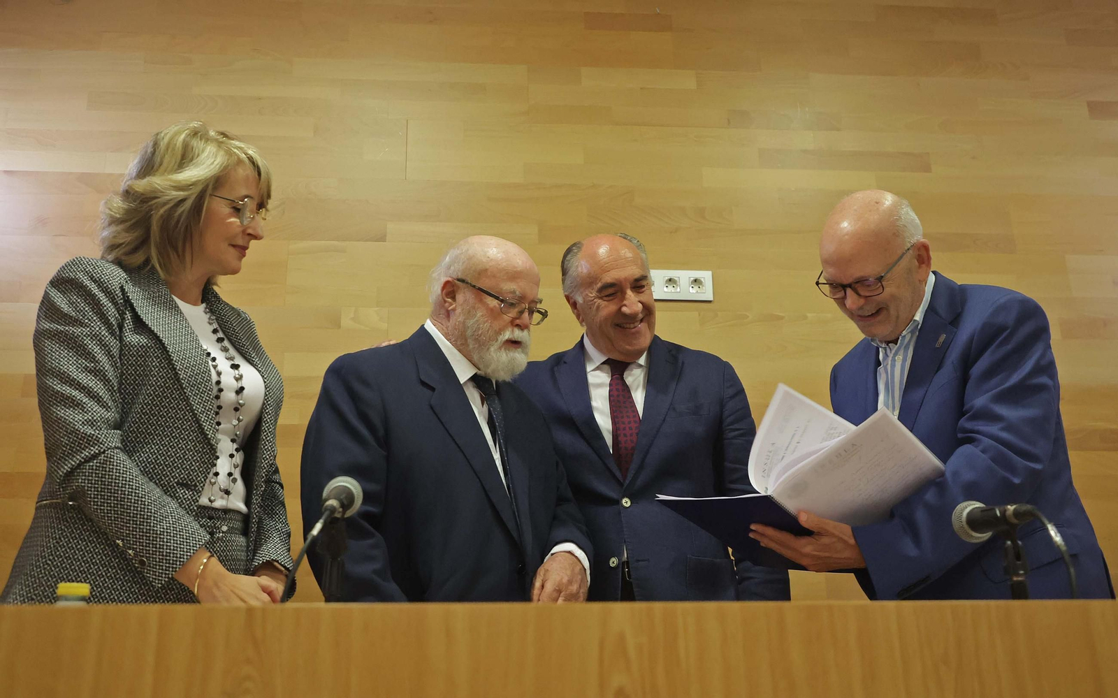 Fotos del X aniversario del centro documental José Luis Cano en Algeciras