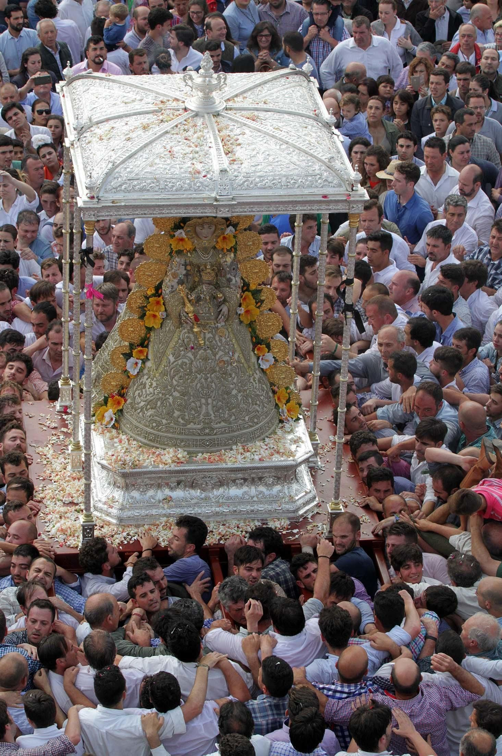 El Lunes de Pentecostés en imágenes