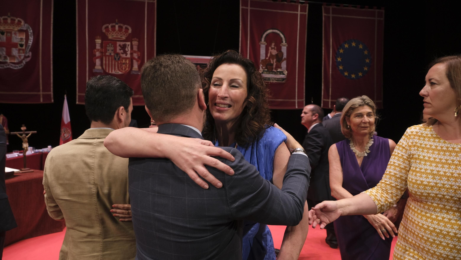 Imágenes de la constitución de la Corporación Municipal de almería, con María Vázquez como Alcaldesa