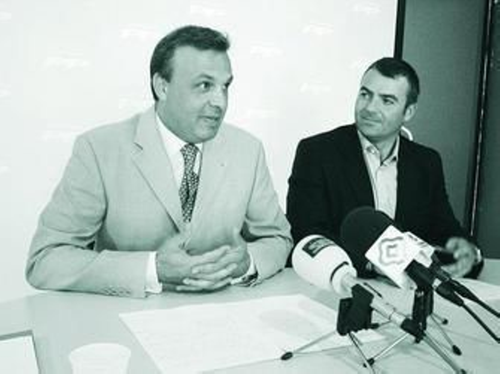 Galeote renuncia a su acta de concejal del PP de Estepona por el caso Gürtel