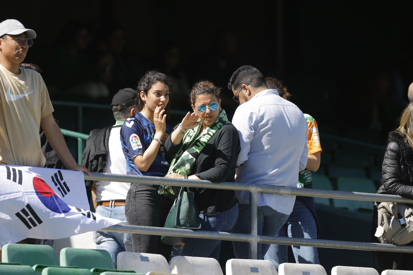 Búscate en las fotos del Betis-Mallorca