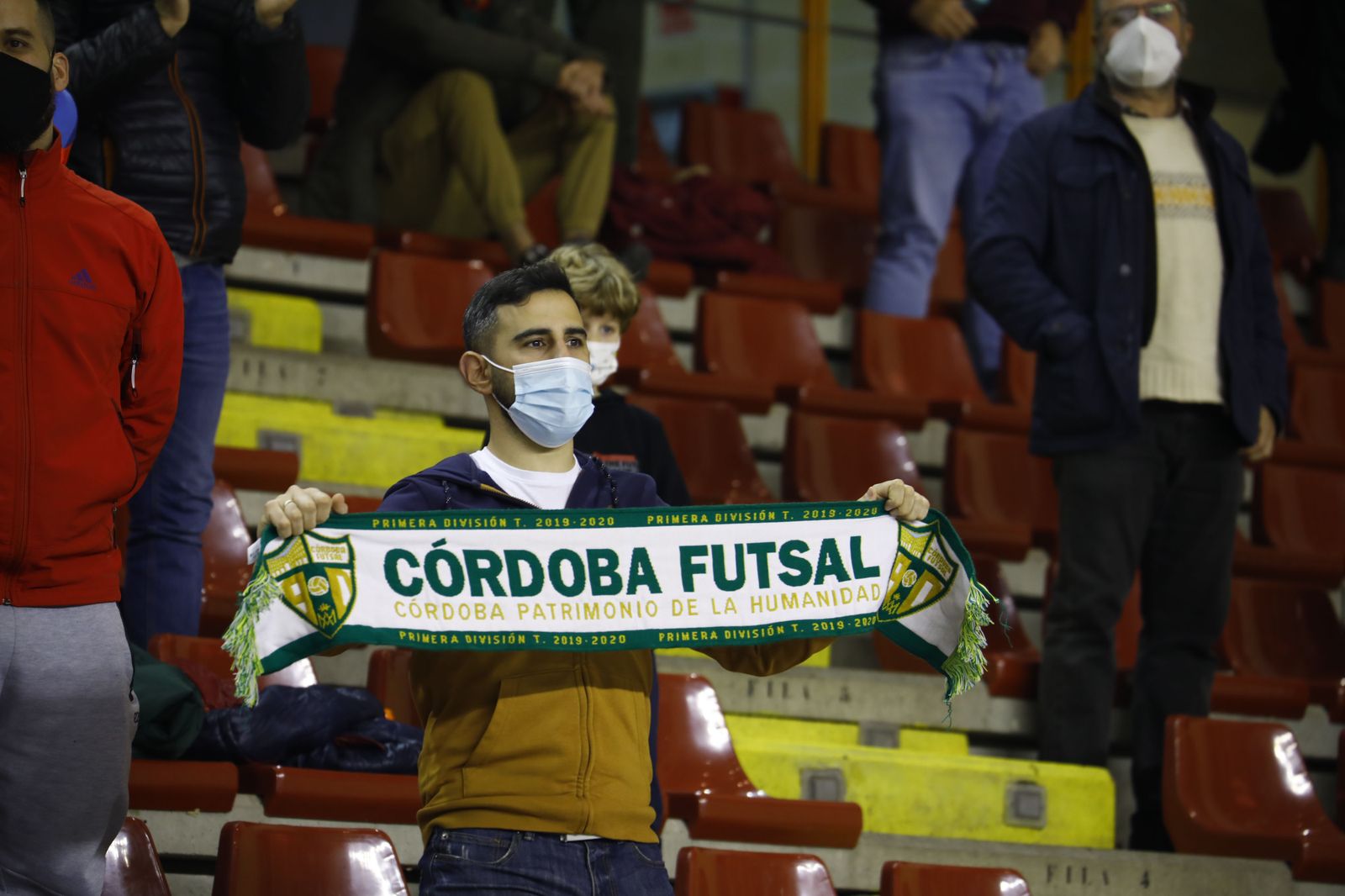 Las imágenes del triunfo del Córdoba Futsal ante O Parrulo